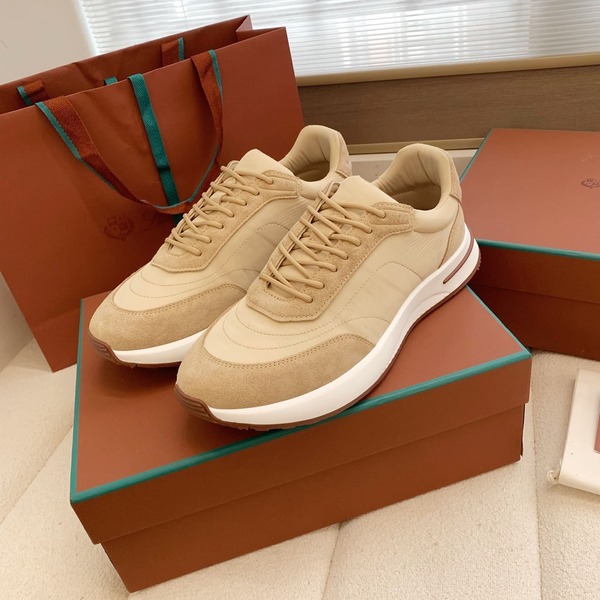 로로피아나 위크엔드 워크 스니커즈