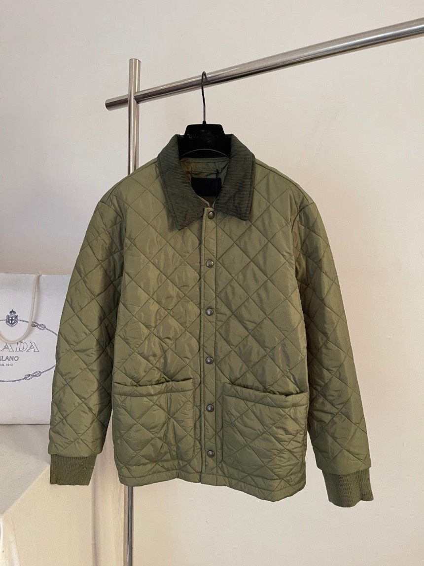 프라다 리나일론 코듀로이 퀄팅 자켓