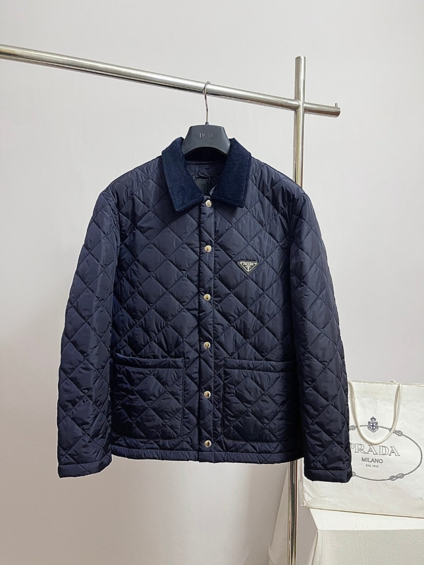 프라다 삼각로고 퀄팅 자켓