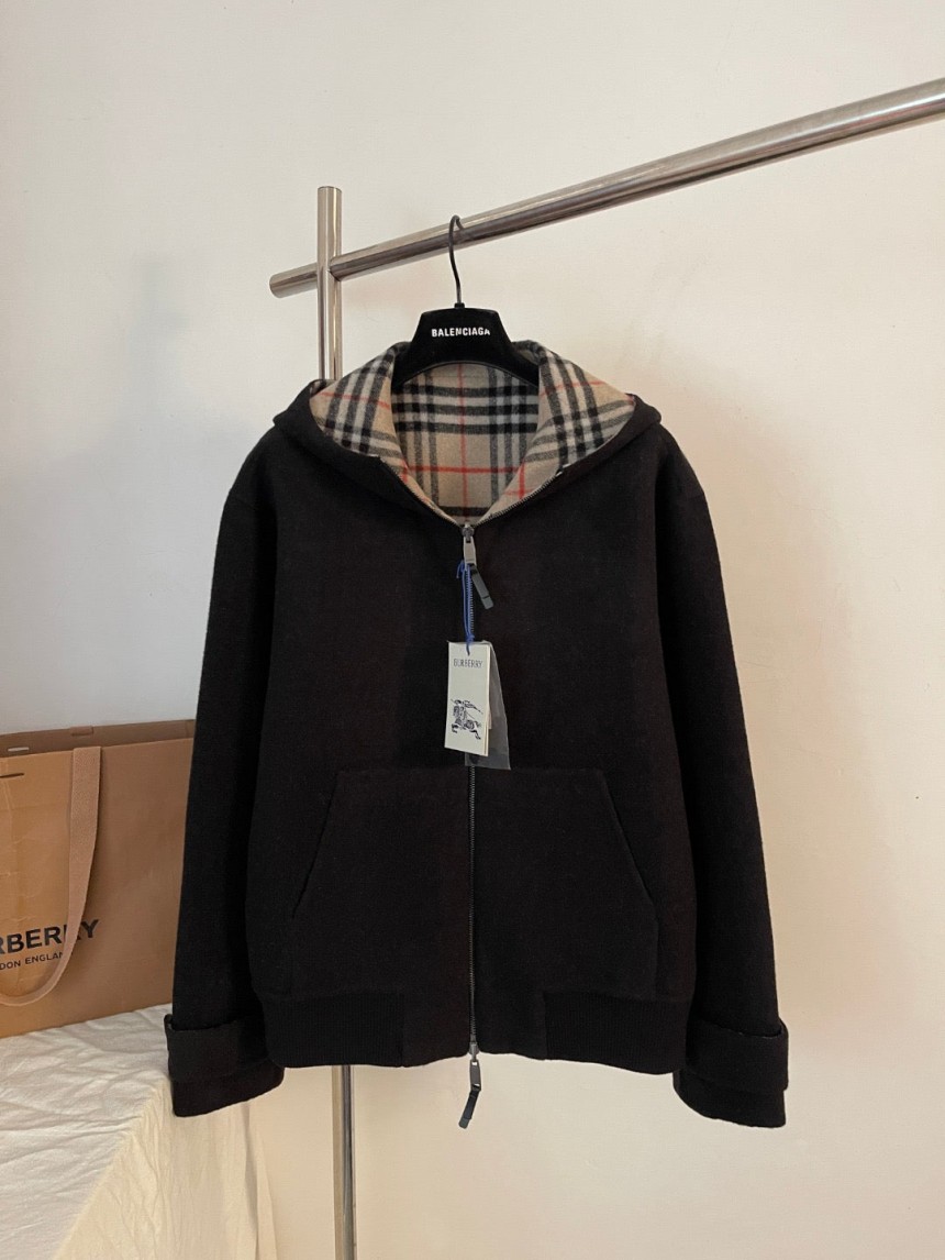 버버리 리버시블 체크 드로스트링 후드 자켓