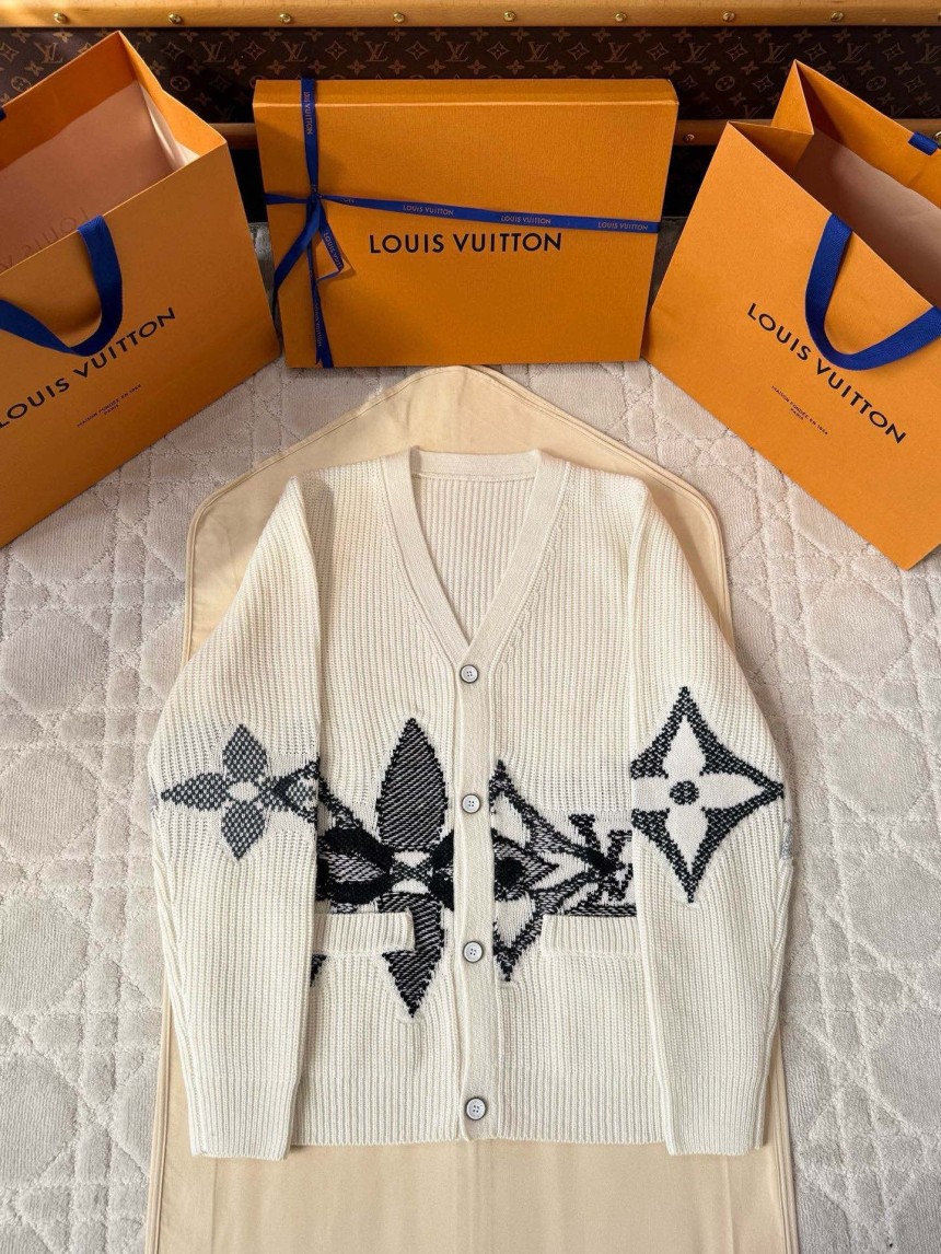 루이비통 그래픽 니티드 가디건