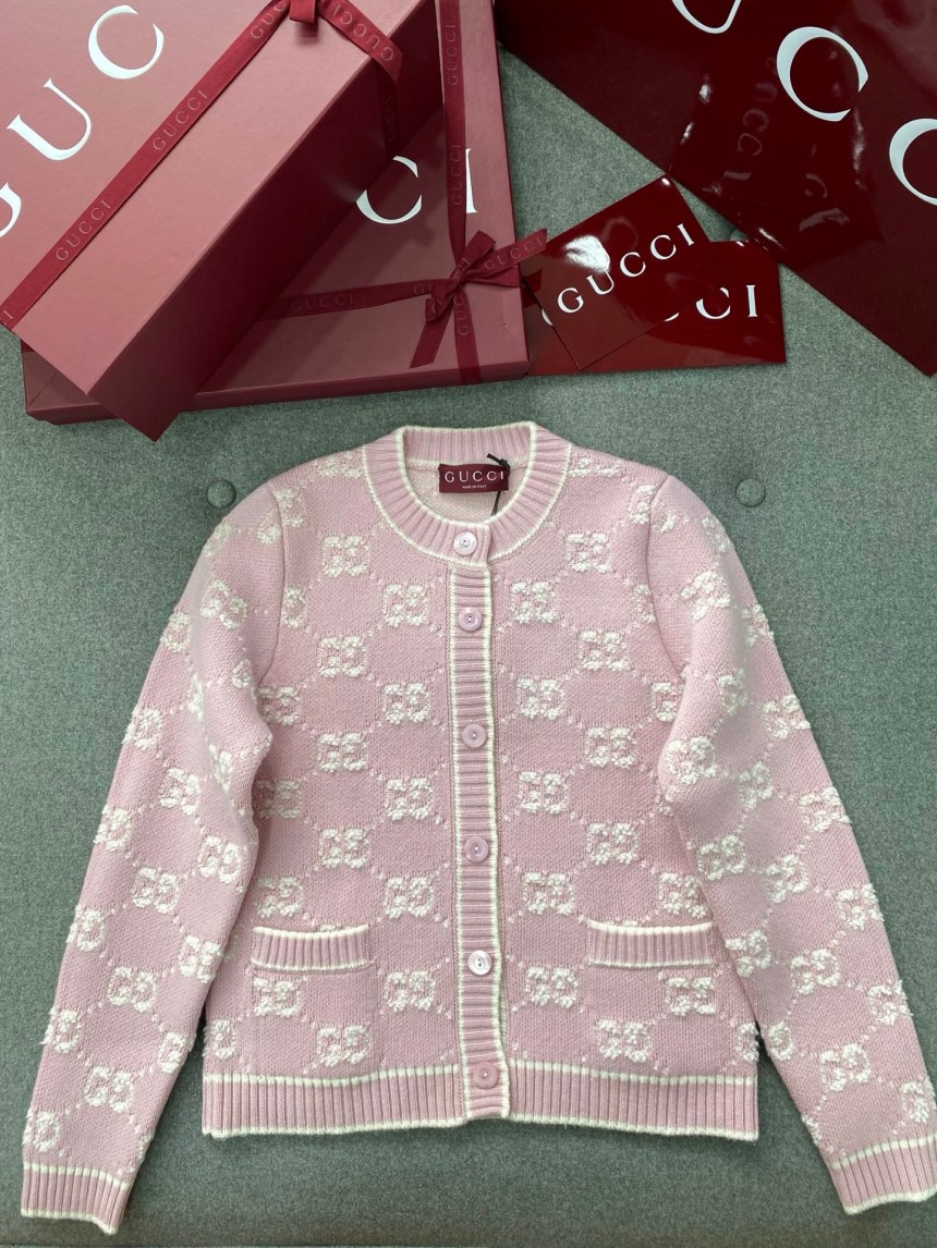 구찌 로고 가디건