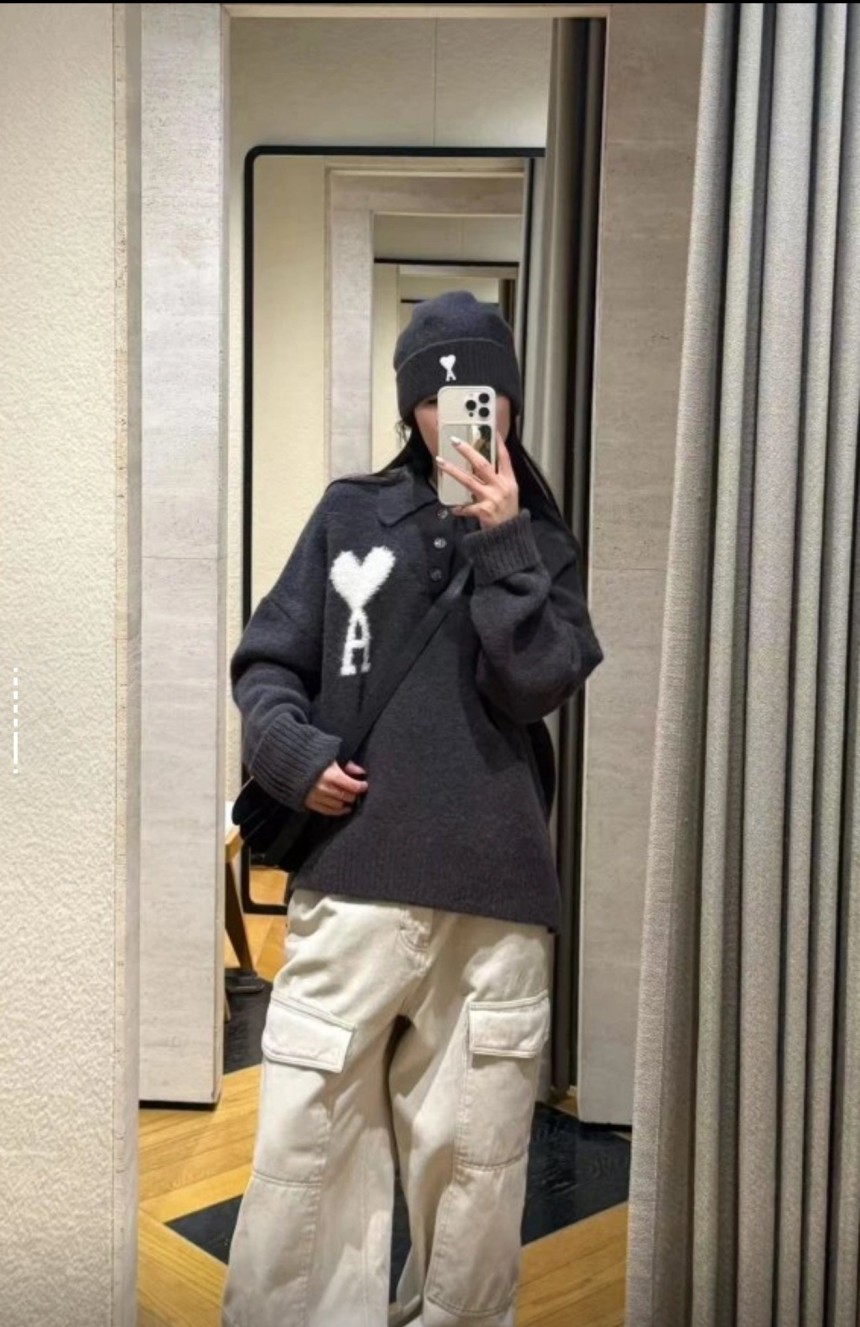 아미 빅 로고 폴로 니트