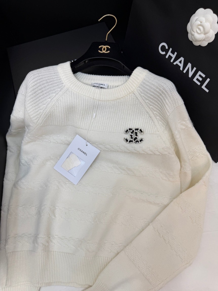샤넬 로고 니트