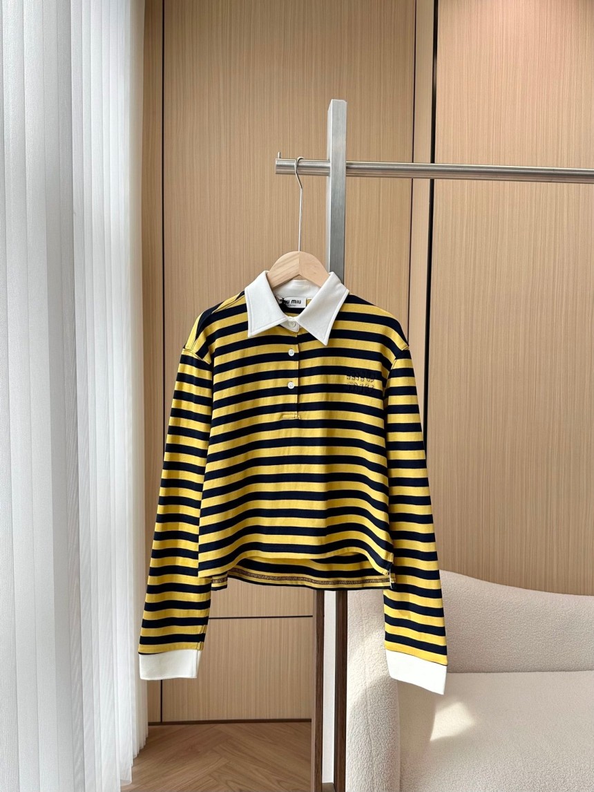 미우미우 스트라이프 폴로 셔츠