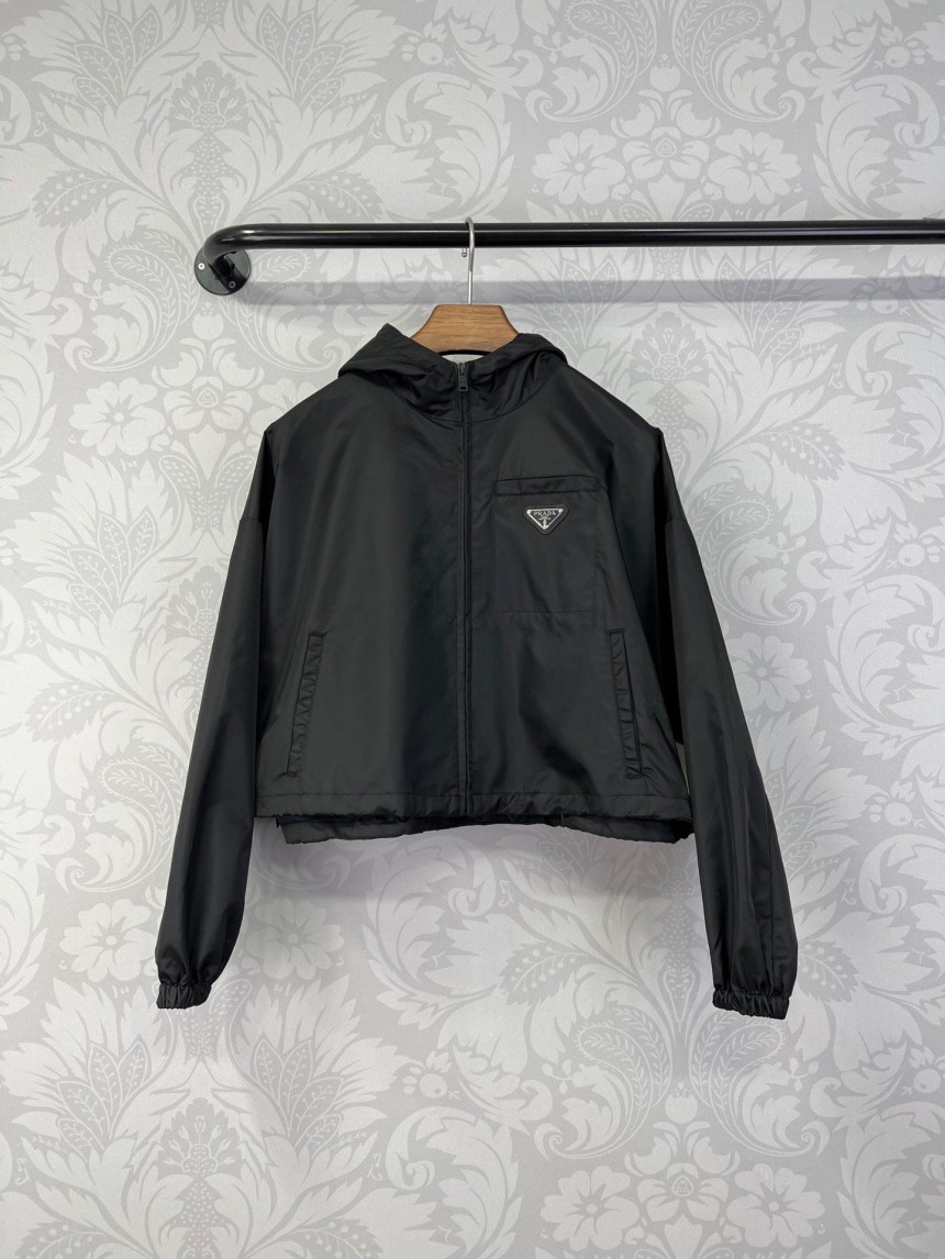 프라다 리나일론 크롭 자켓