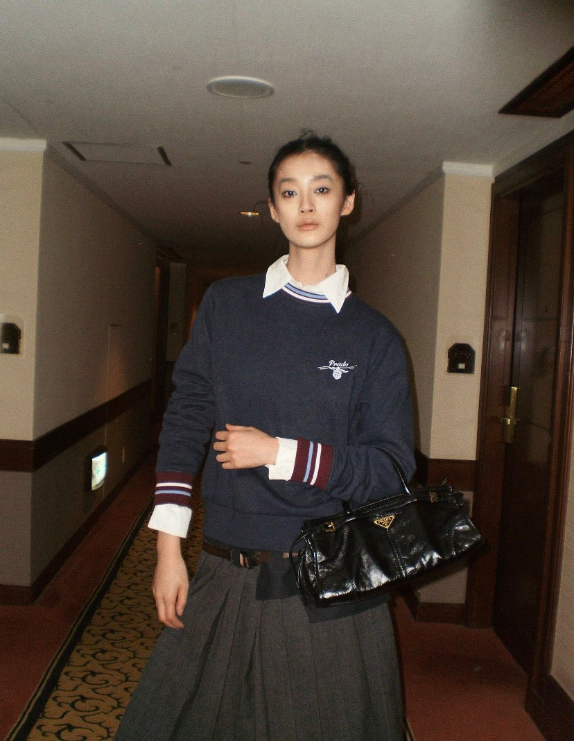 프라다 로고 자수 코튼 스웨트셔츠