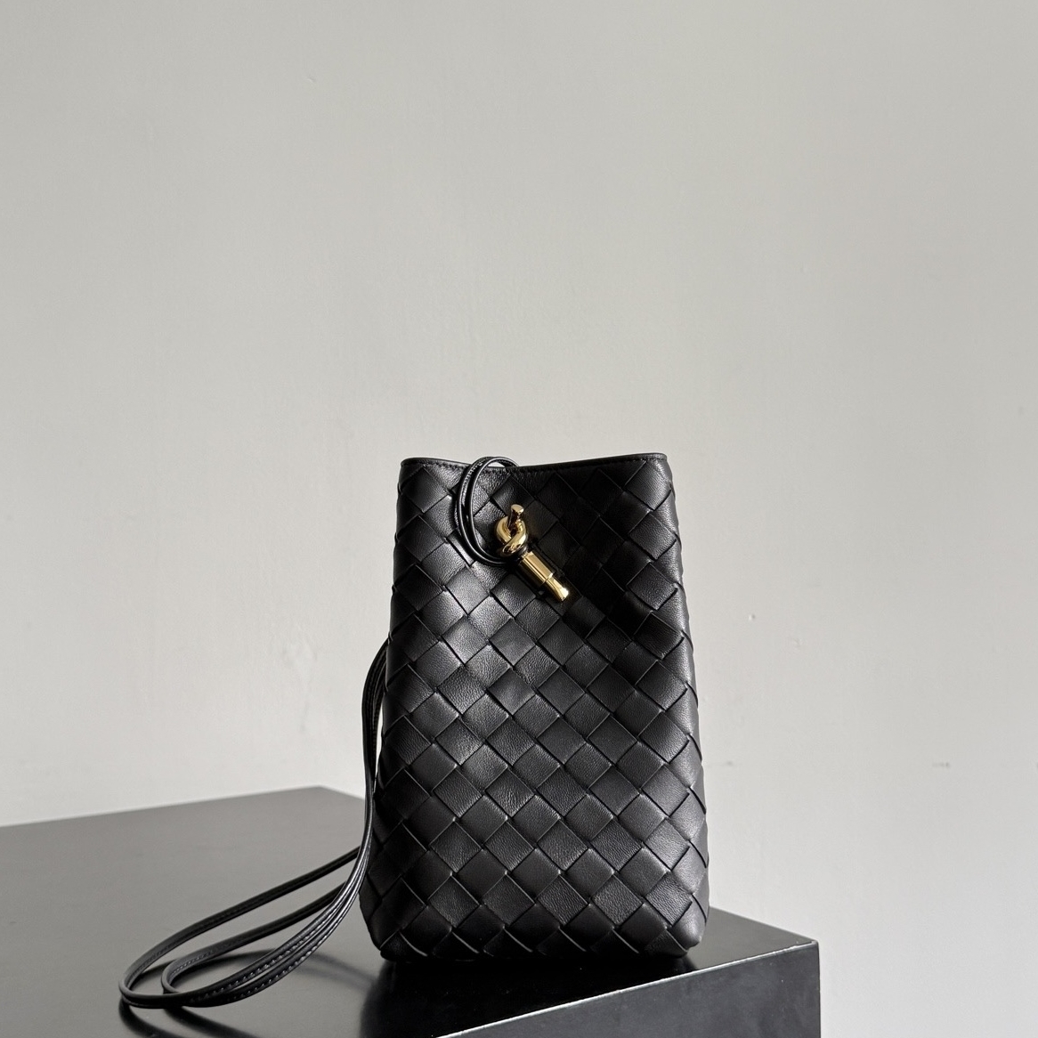 보테가 베네타 폰 피우치