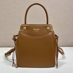 프라다 캐리 미니 가죽 핸드백 1BA496