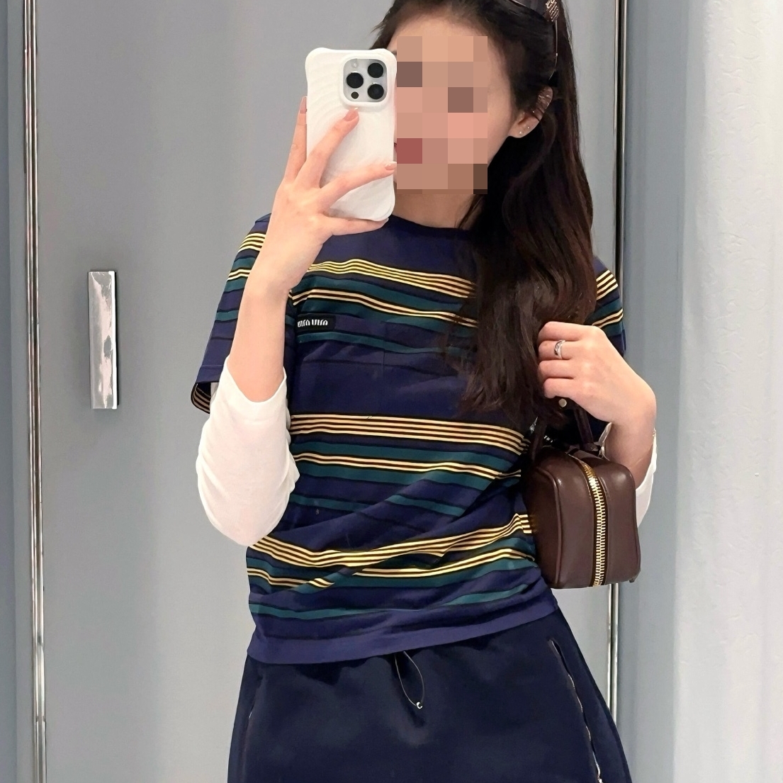 미우미우 체스트 포켓 스트라이프