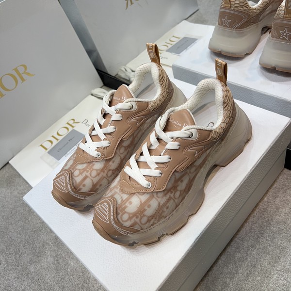 디올 바이브 스니커즈 브라운