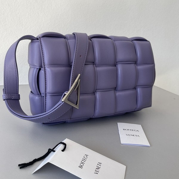 보테가베네타 토프 패디드 카세트백 퍼플