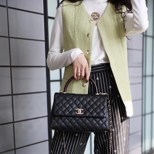 샤넬 24A COCO 탑 핸드 캐비어 리차드 28