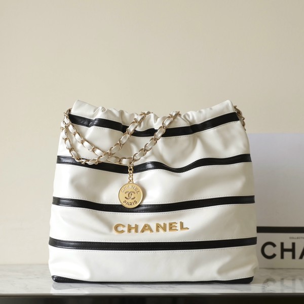 샤넬 22백 라지 화이트