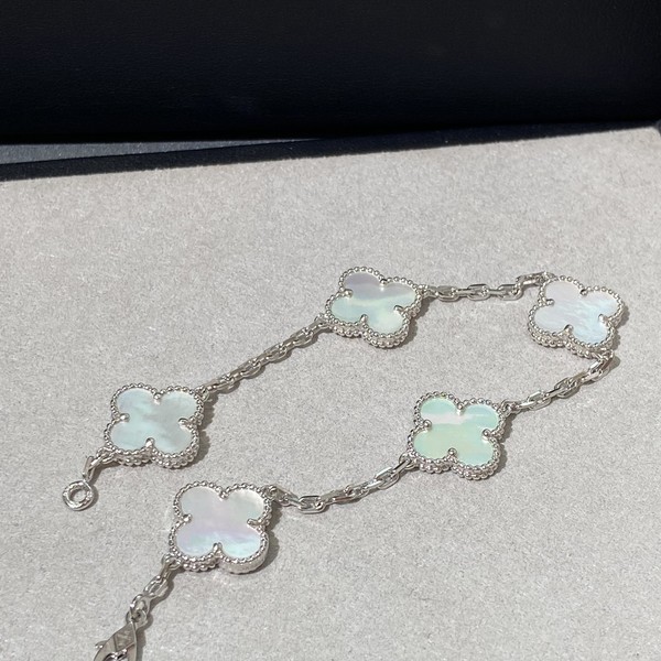 반클리프아펠 빈티지 알함브라