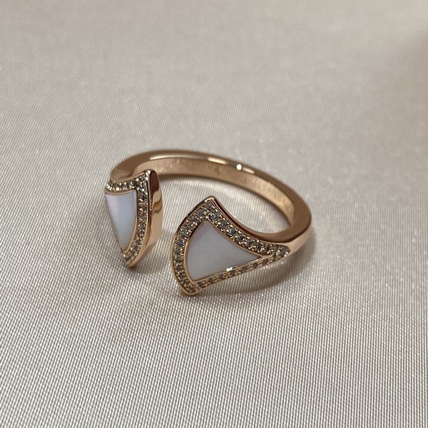 불가리 디바스 드림 반지