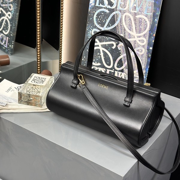 로에베 스몰 클래스프 백