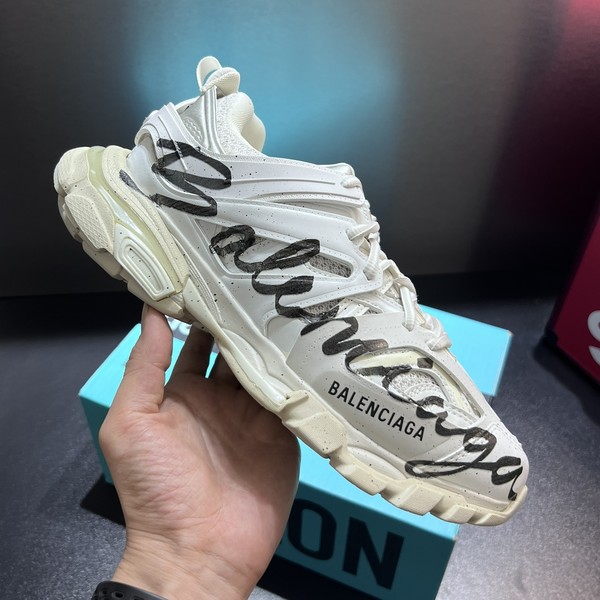 발렌시아가 트랙 3.0