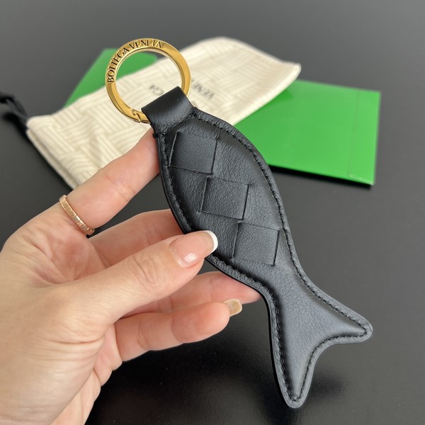 보테가베네타 피쉬 키 링 제니스