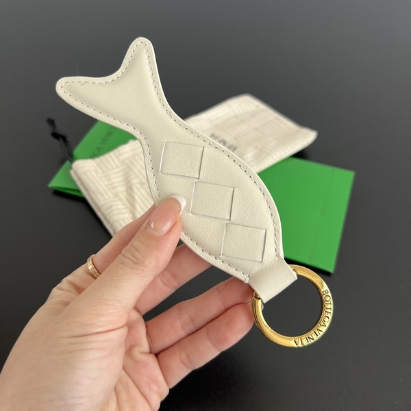 보테가베네타 피쉬 키 링 제니스