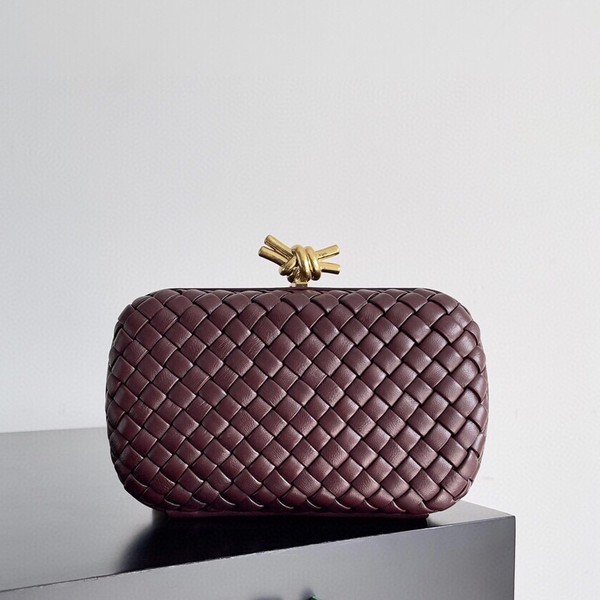 보테가베네타 놋 클러치