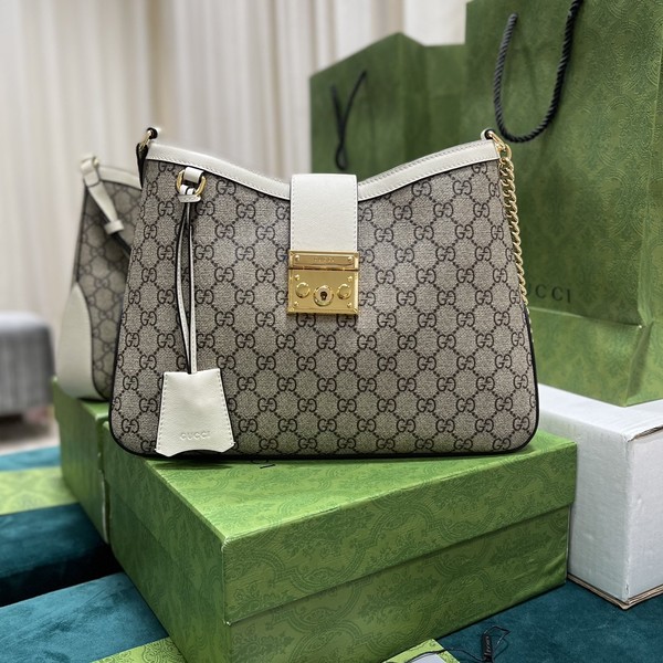 구찌 패들락 GG 미디엄