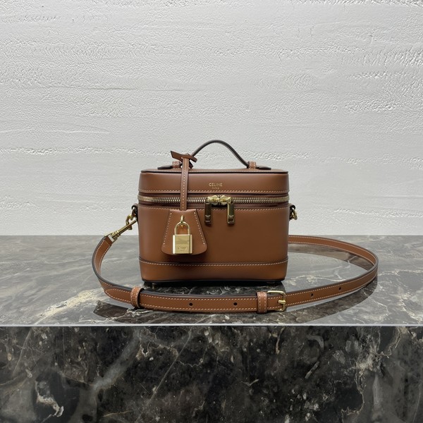 셀린느 베니티 내츄럴 카프스킨 탄