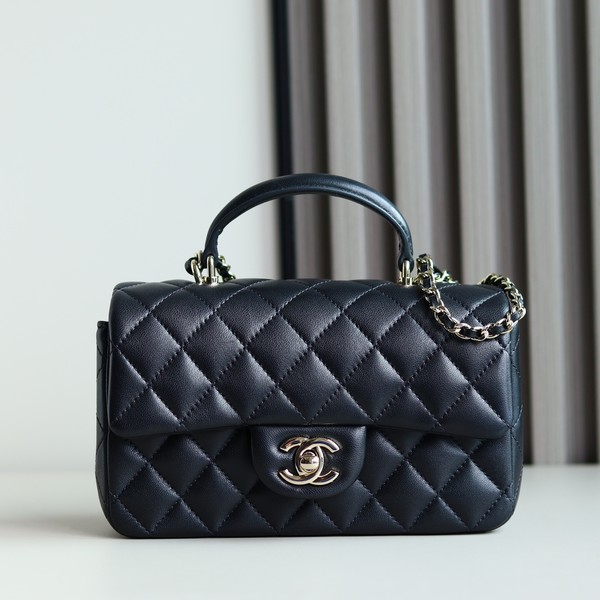 샤넬 핸들 미니 CF 플랩백 램스킨 금장 AS2431