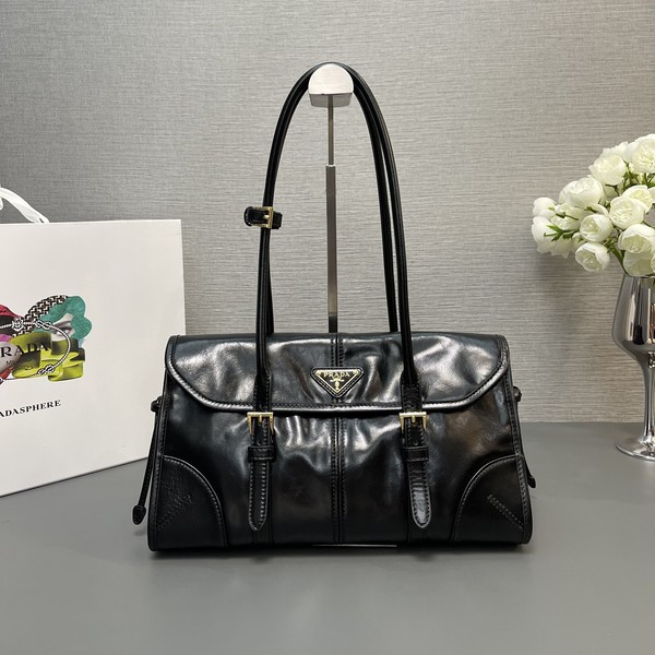 프라다 미디엄 가죽 숄더백 1BD376