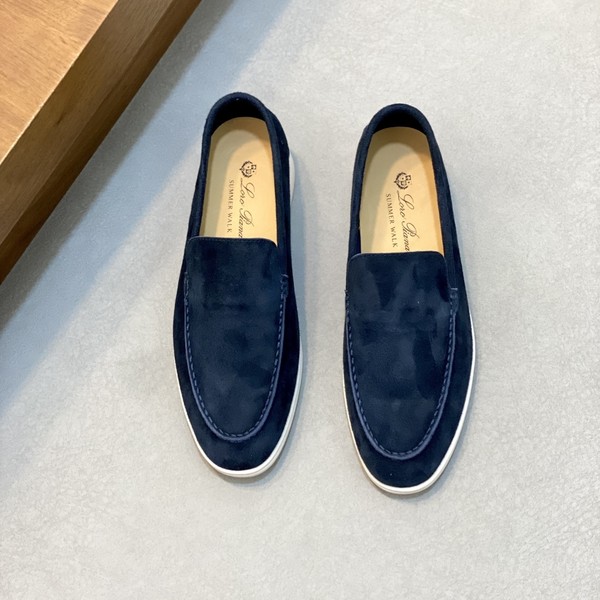 로로피아나 썸머 워크 스웨이드