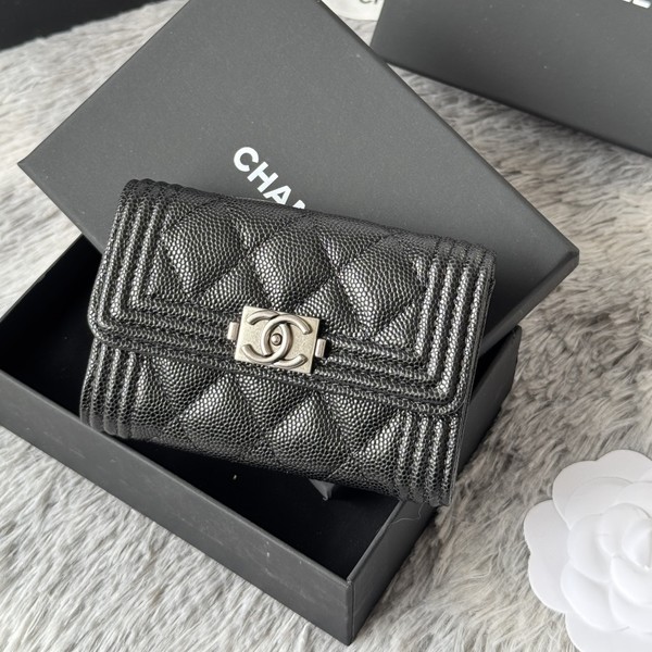 샤넬 보이 캐비어 플랩 카드 지갑 A80603