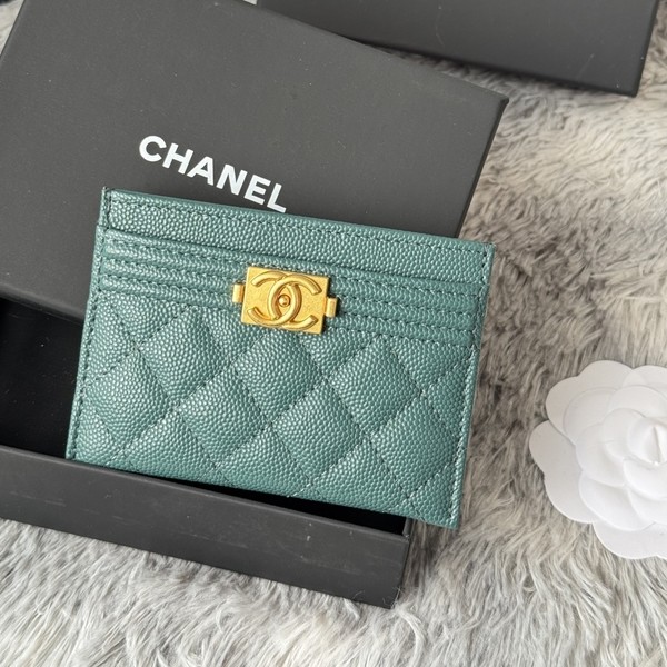 샤넬 보이 캐비어 카드슬롯 지갑