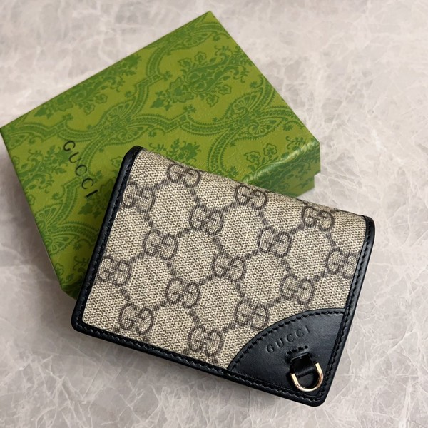 구찌 GG 엠블럼 지갑 820692