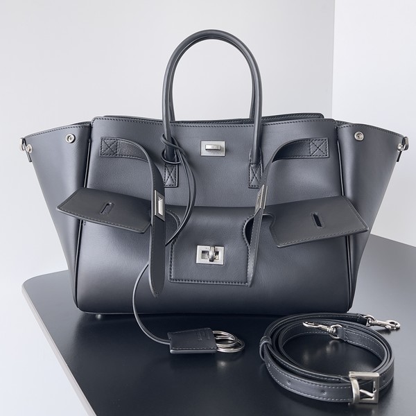 발렌시아가 벨 에어 캐리 30