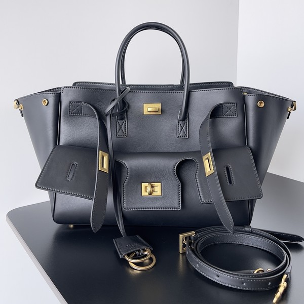 발렌시아가 벨 에어 캐리 30