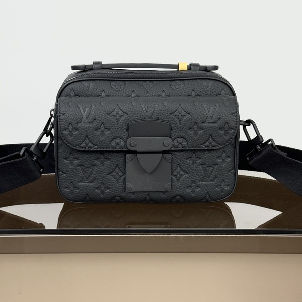 루이비통 S 락 메신저 백 M58489
