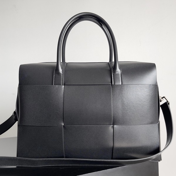 보테가베네타 라지 인트레치아토 카세트 크로스백