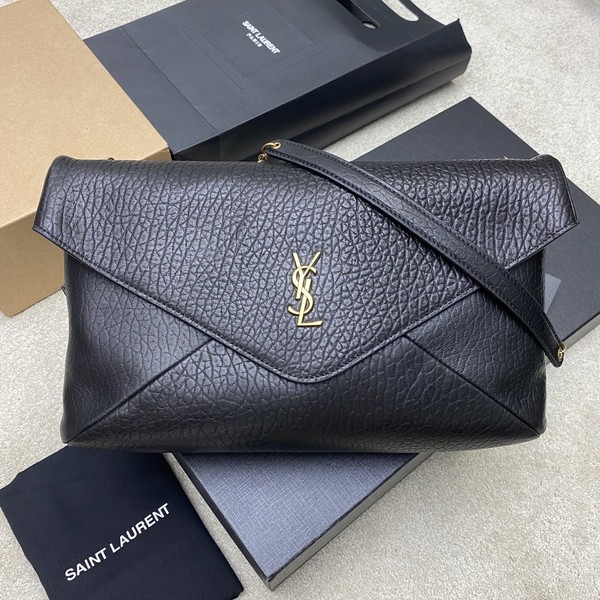 생로랑 카산드라 엔벨로프 램스킨 841702