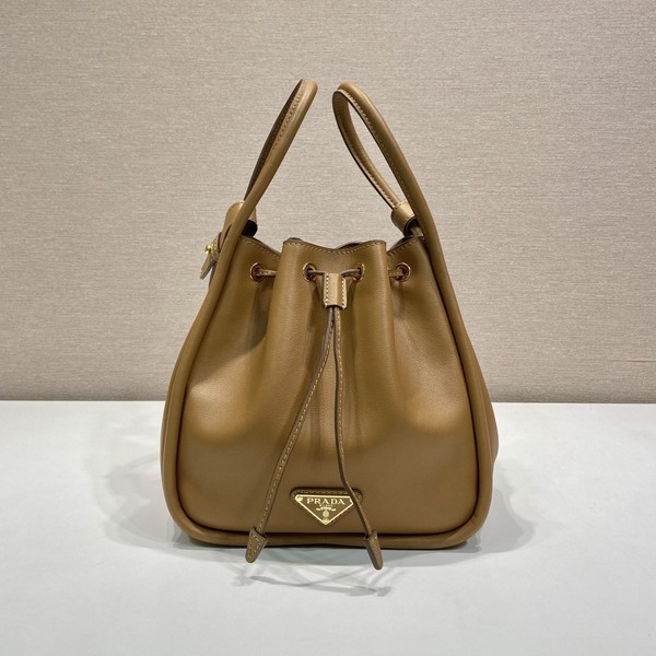 프라다 달링 레더 버킷백 1BE087