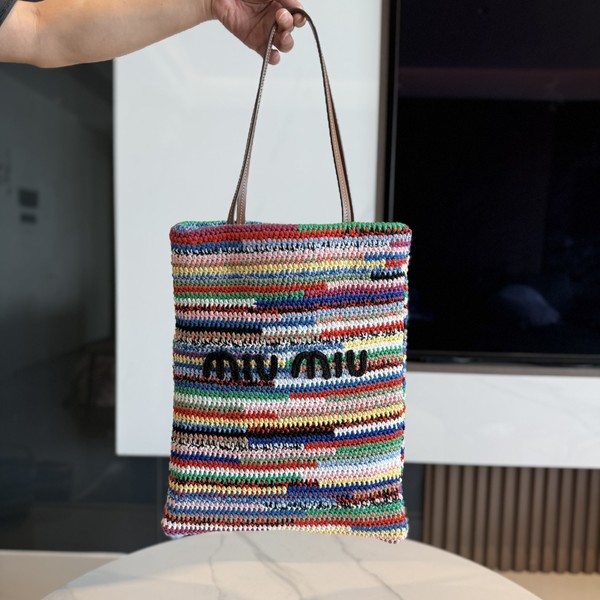 미우미우 크로셰 토트백 5BG248