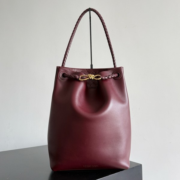 보테가베네타 안디아모 버킷 숄더백 844169