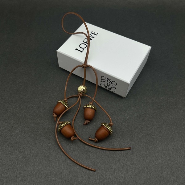 로에베 도토리 백 참