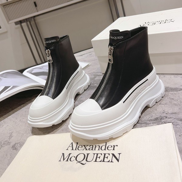 알렉산더 맥퀸 트레드 슬릭 지퍼 앵클 부츠