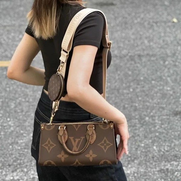 루이비통 온더고 이스트 웨스트 M46653