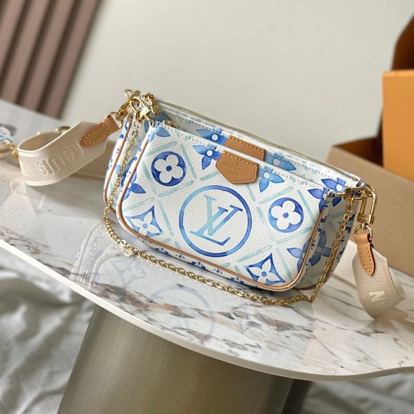 루이비통 멀티 포쉐트 악세수아 라군 블루 M25374