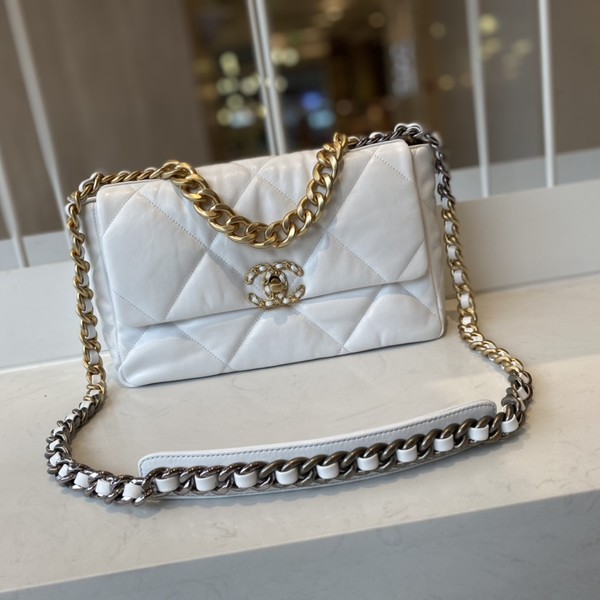 샤넬 19백 램스킨 라지 AS1161