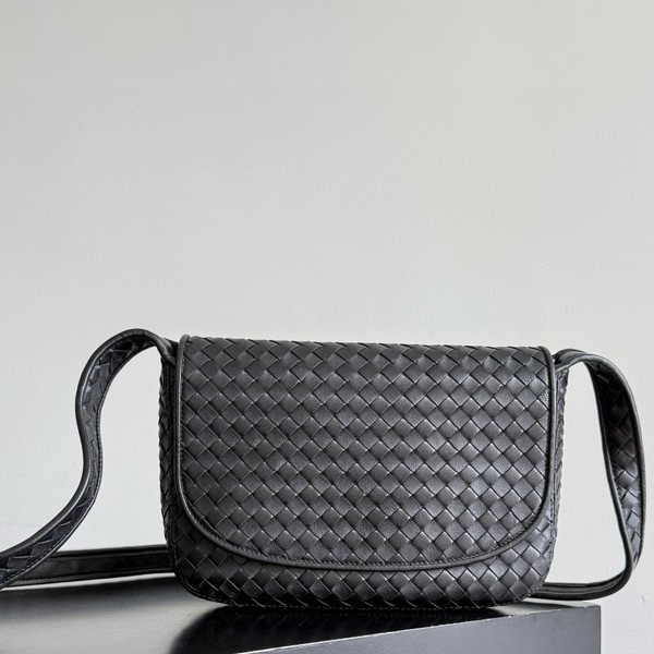 보테가 베네타 베네토 플랩 메신저 백 843836