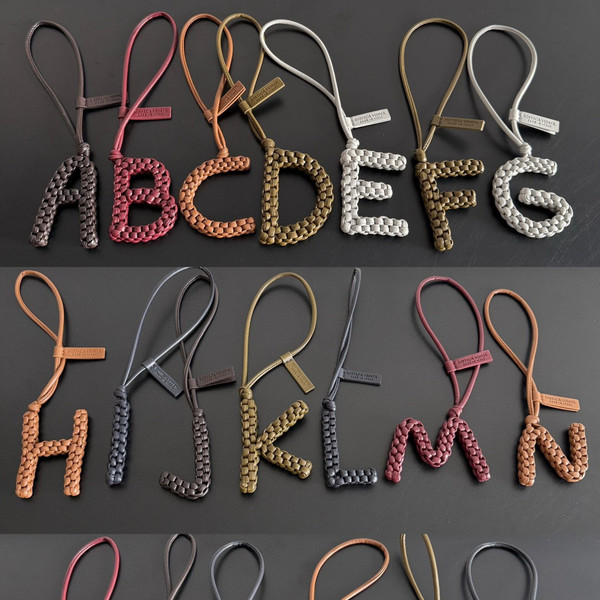 보테가 베네타 알파벳 레터 백참