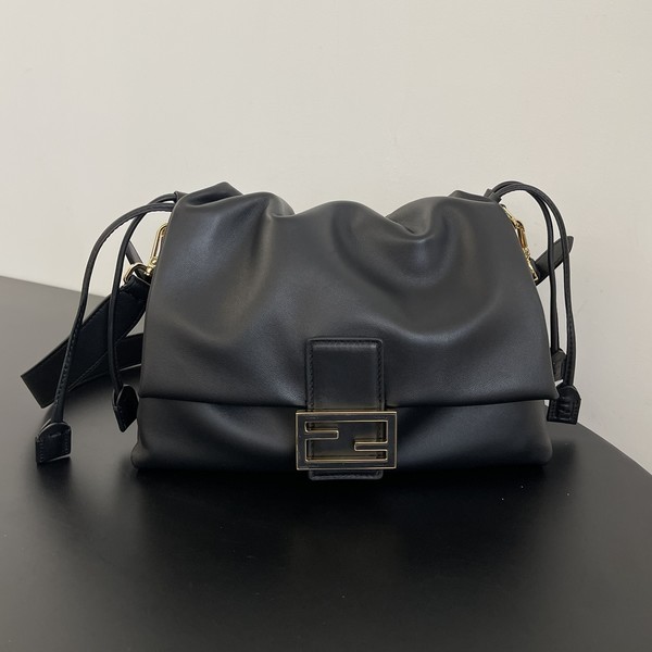 펜디 바게트 맘마백 미듐 8BR833