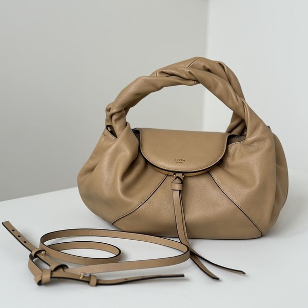 펜디 Spy 스몰  8BR838